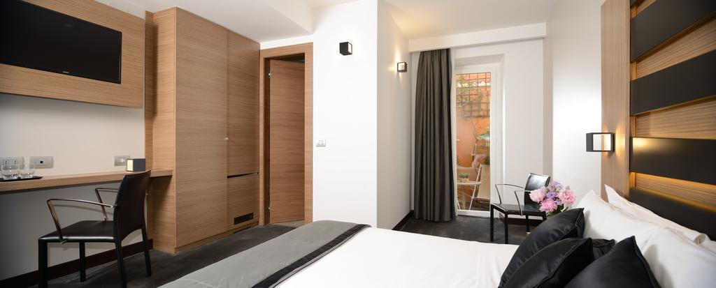 Hotel Trevi - Gruppo Trevi Hotels Rome Luaran gambar