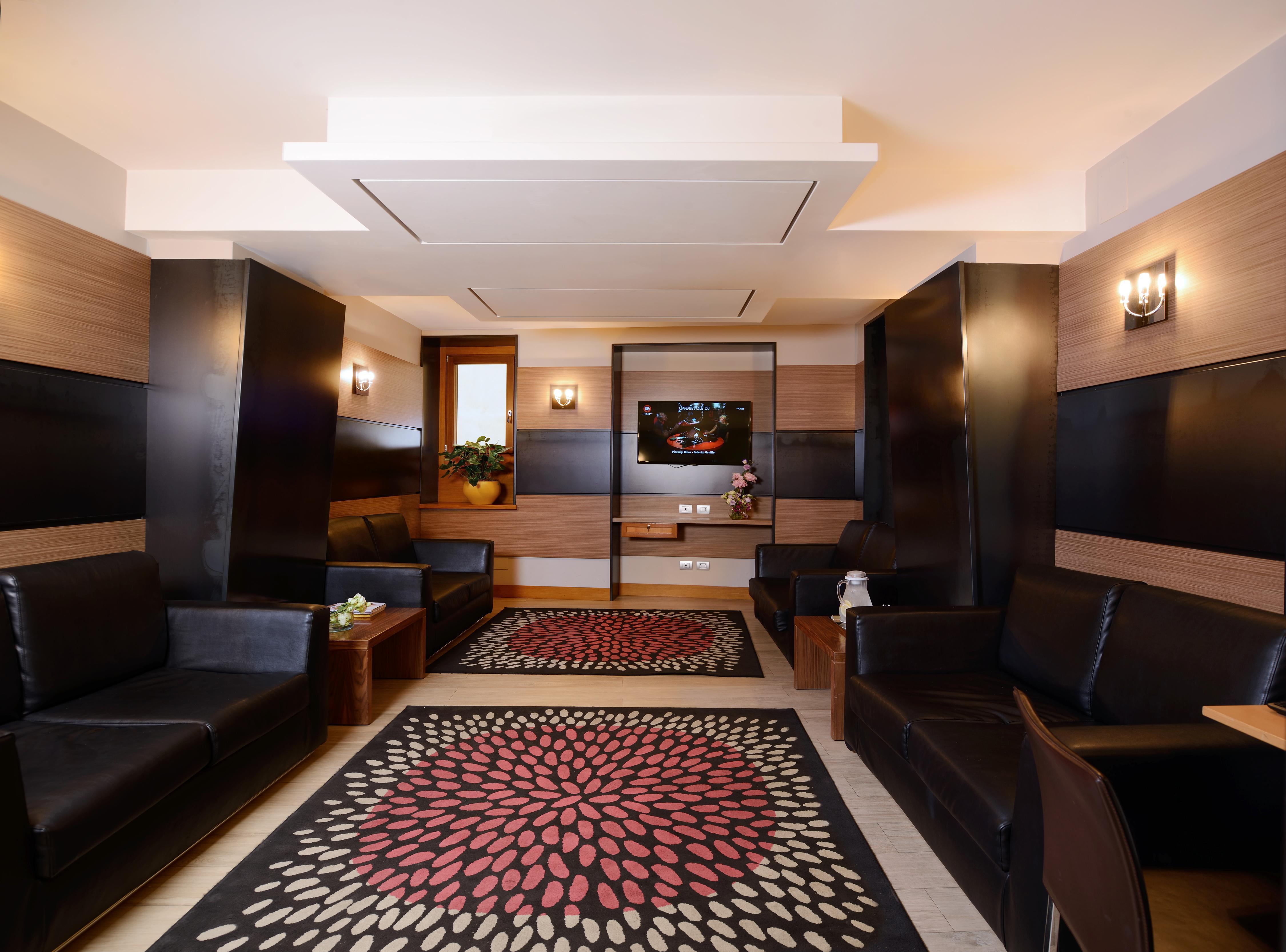 Hotel Trevi - Gruppo Trevi Hotels Rome Luaran gambar