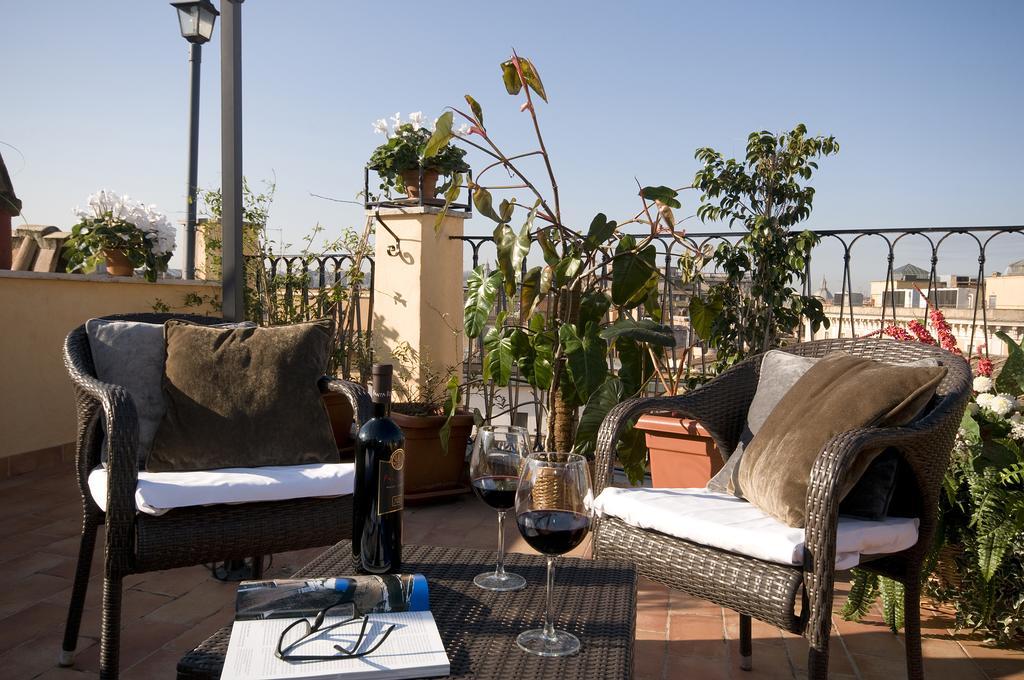 Hotel Trevi - Gruppo Trevi Hotels Rome Luaran gambar