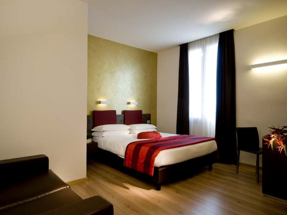 Hotel Trevi - Gruppo Trevi Hotels Rome Luaran gambar